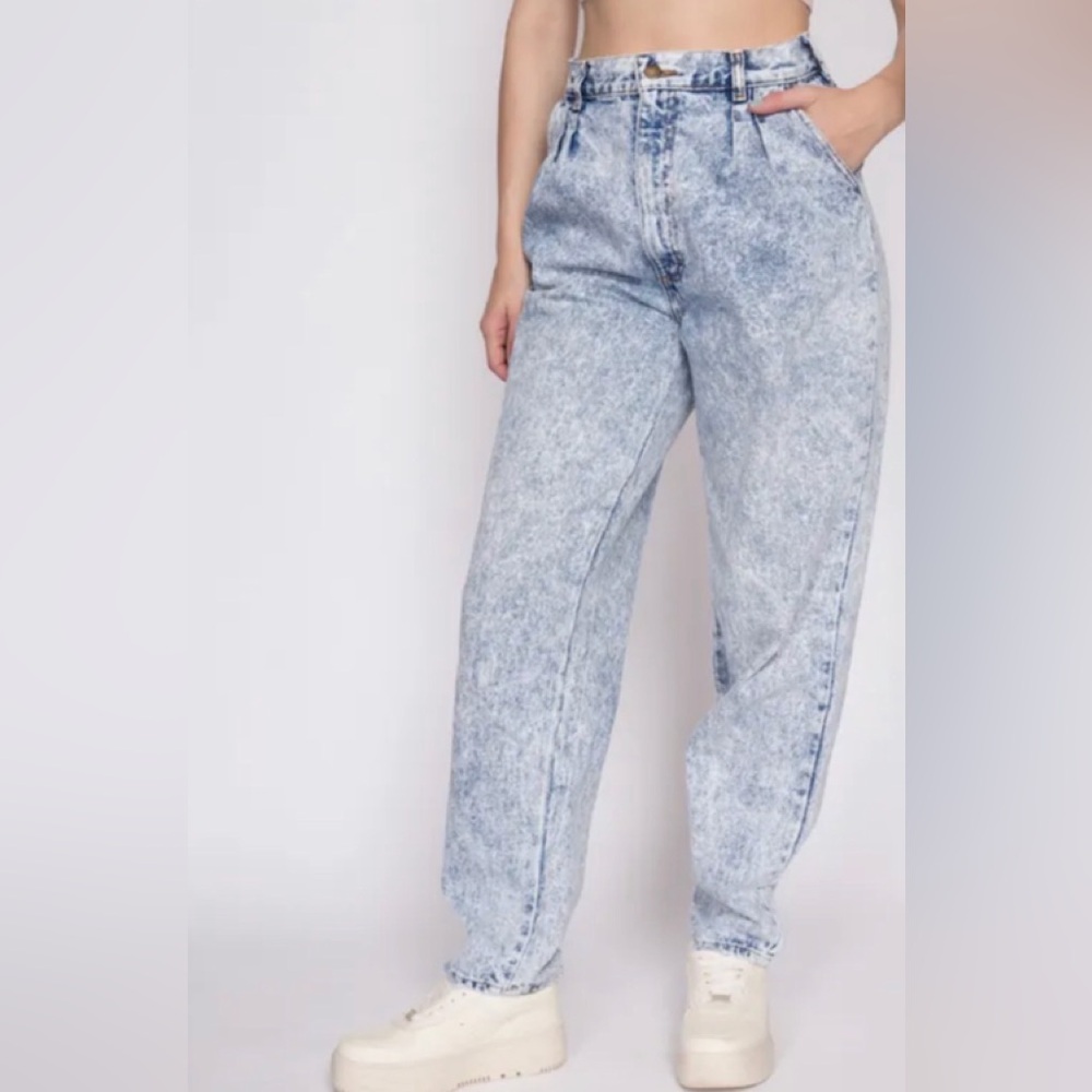 Stylish Acid Wash Jeans